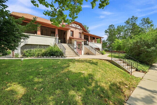 Building Photo - $1,595.95 with $300 Off The First Month's Rent, 2 Beds - 1 Bath, Duplex in Denver with Window A/C!