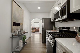 Building Photo - Newly Renovated Spanish Villa Apartment Homes in Santa Ana