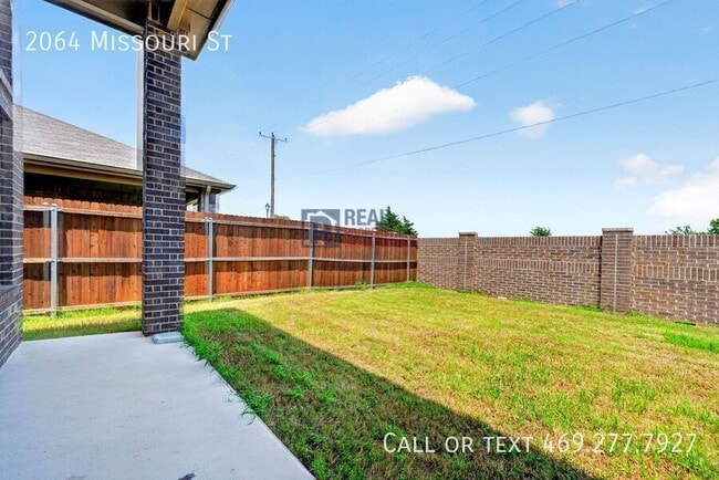 Building Photo - 2064 Missouri St