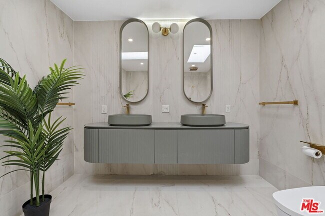 Building Photo - 9213 Warbler Way