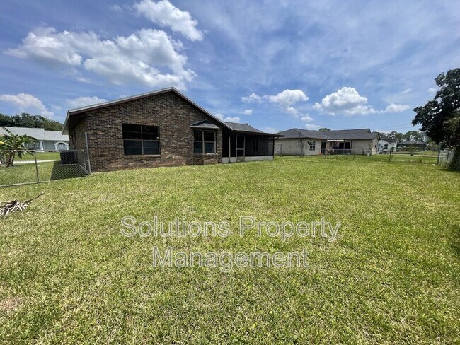 Building Photo - 1270 Gustrow Ave NW