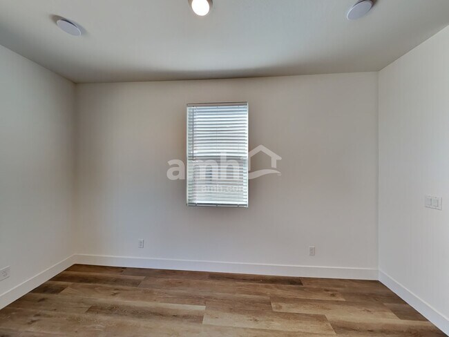 Building Photo - 4284 Halo Hollyhock St