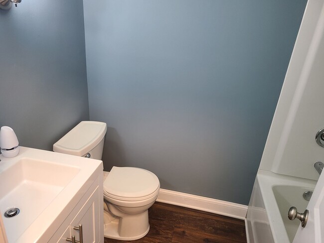 Building Photo - 3 bedroom, 2 bath home - Burgaw