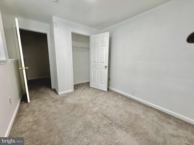 Building Photo - 597 Primus Ct