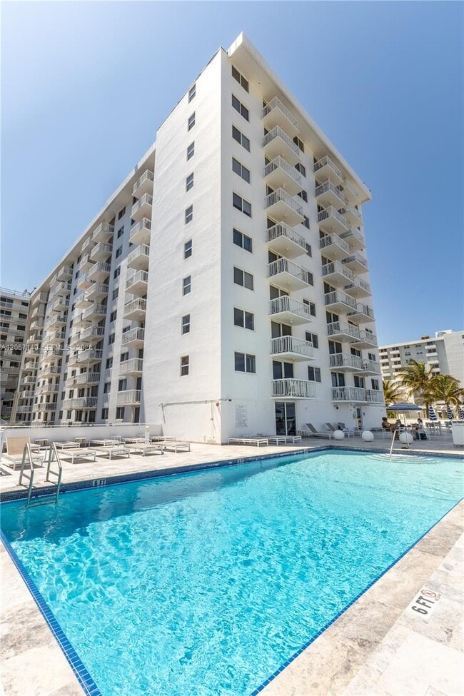 Building Photo - 401 Ocean Dr