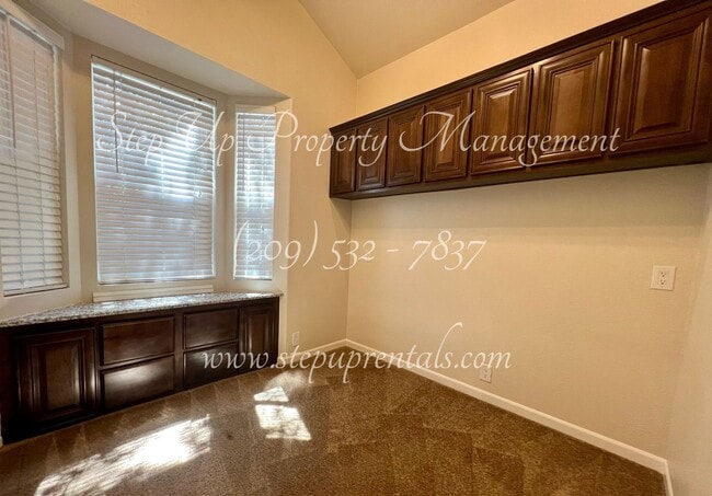 Building Photo - 20326 S Sunshine Rd