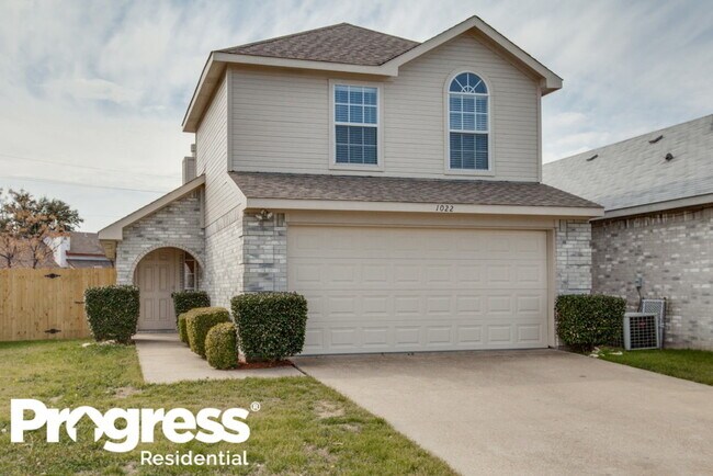 Primary Photo - 1022 Hayworth Ave
