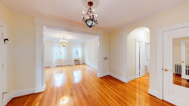 Building Photo - 311 Tappan St