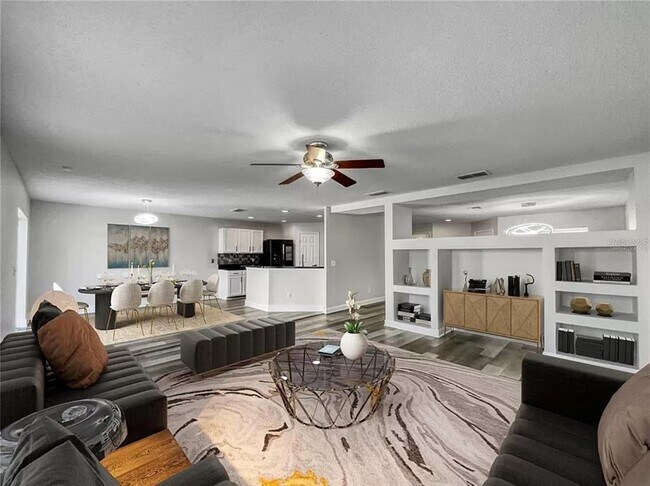 Building Photo - 163 Rona Ln