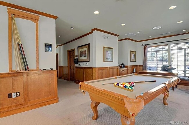 Building Photo - Charming 1 bed/1 bath Condo with Garage- Gated Community with Pool and Fitness Center