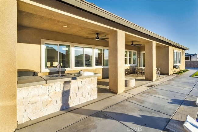 Building Photo - 17066 Takipi Rd