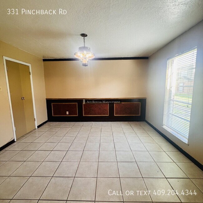 Building Photo - 331 Pinchback Rd