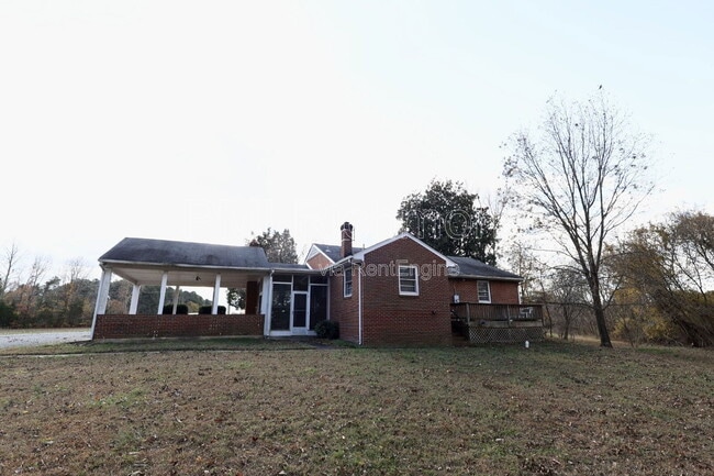 Building Photo - 4038 Old Church Rd