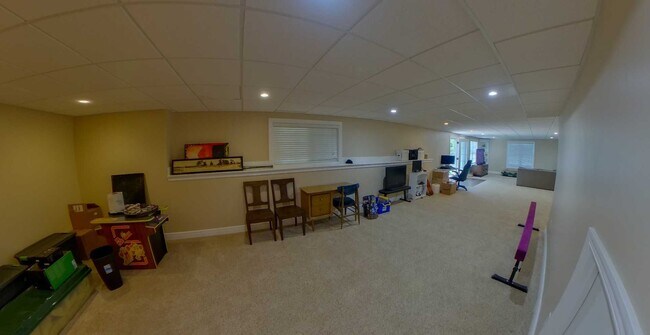 Building Photo - 3D Tour Available - Beautiful Home w/ Fully Finished Basement + Fenced-in Yard + Screened-in Deck...