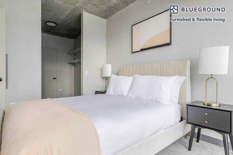 Building Photo - 180 N Ada St