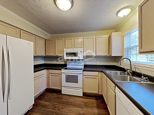 Building Photo - 117 Homestead Pl