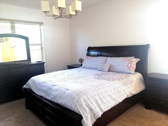 Building Photo - 12782 SW 184th Ter