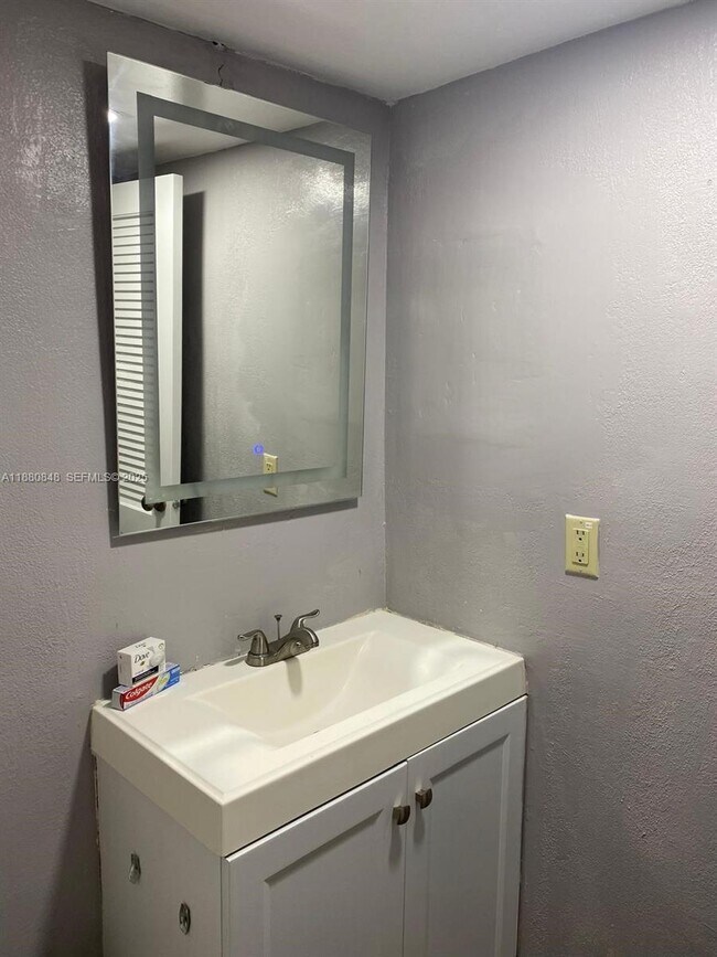 Building Photo - 19201 Collins Ave