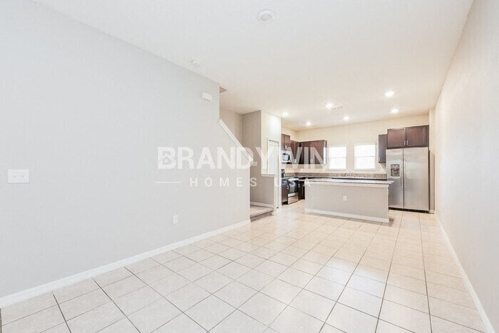 Building Photo - 5612 Mercado Dr