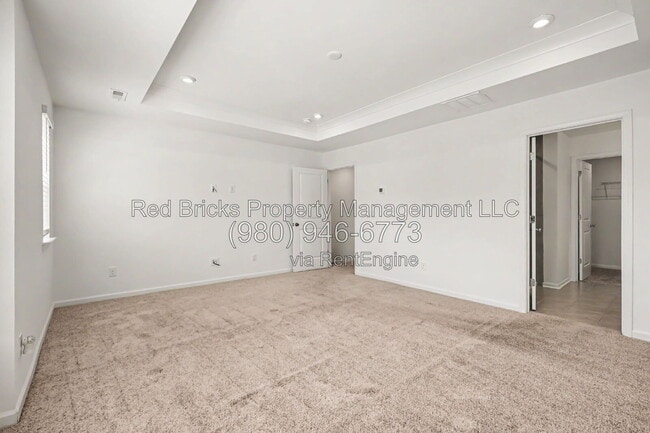 Building Photo - 13027 Rover St