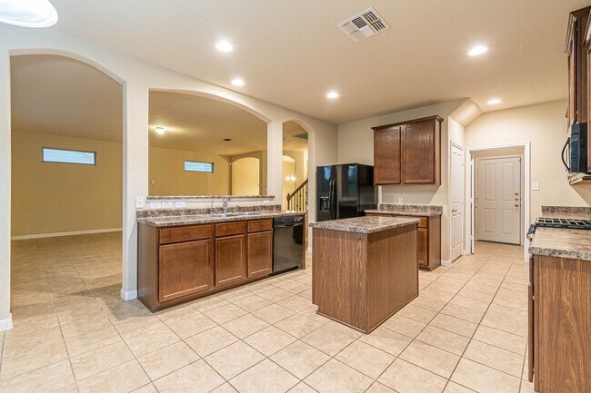 Building Photo - 6802 Fort Bend