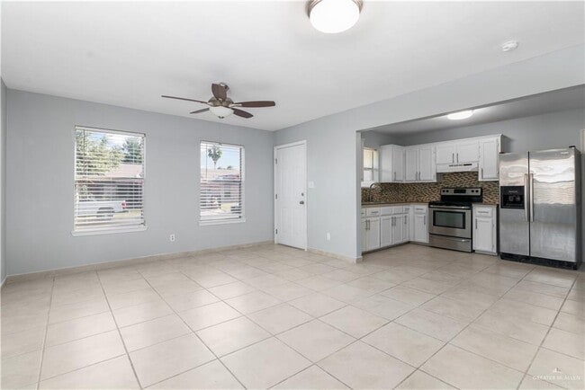 Building Photo - 18 Grayson Ave