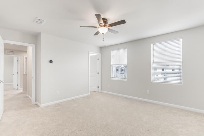 Building Photo - 228 Nepeta Dr