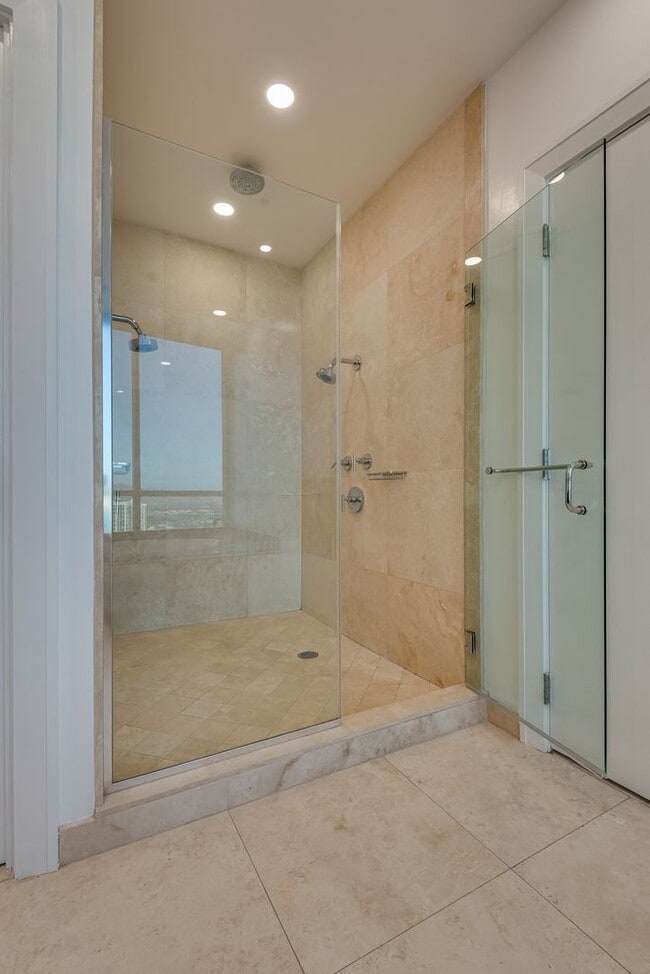 Building Photo - Sky Las Vegas 4305- Stunning City Views from this Fully Furnished, 3Bd, 3-Story Penthouse Residence