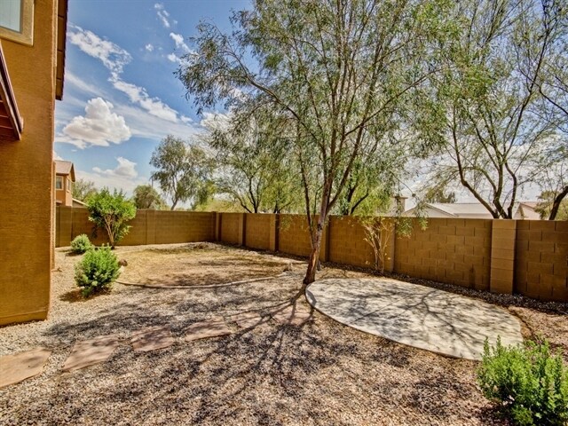 Building Photo - 2982 S 256th Dr