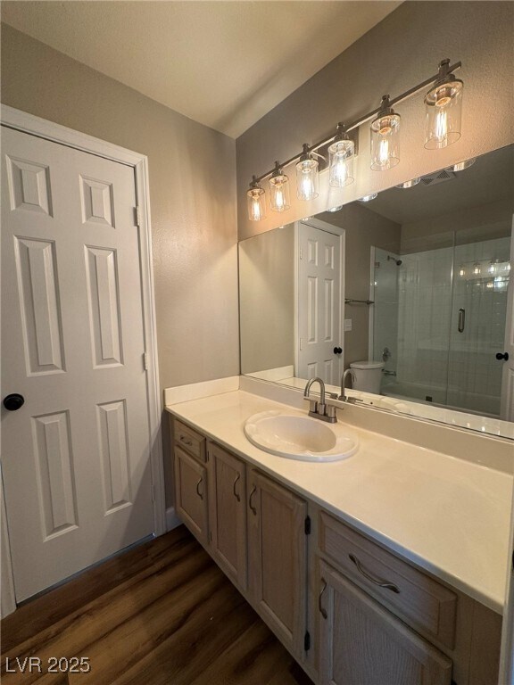 Building Photo - 910 Elegant Coral Ave