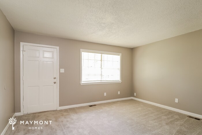 Building Photo - 9408 Spruce Pine Pl