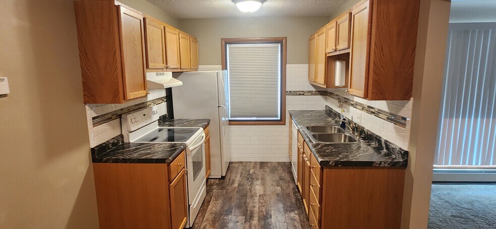 Primary Photo - 358 Elton Hills Dr NW