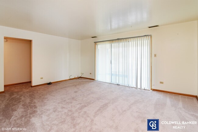 Building Photo - 1551 Sibley Blvd