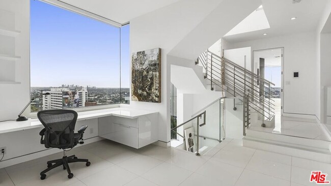 Building Photo - 1377 Miller Pl