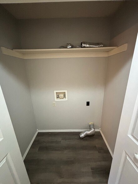 Building Photo - 9 S Joplin Loop