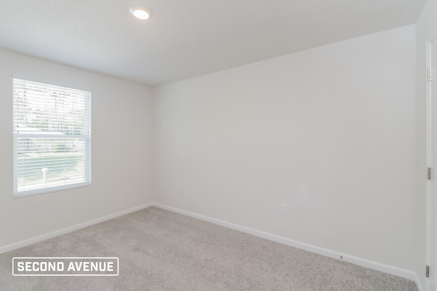 Building Photo - 2315 W Striblin Dr