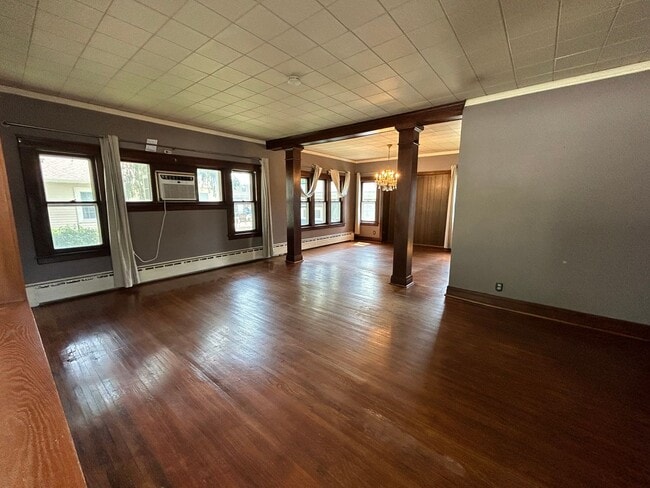 Building Photo - Historical home with beautiful finishes AV...