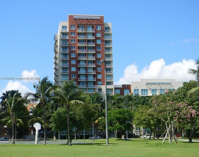 Building Photo - 2001 Biscayne Blvd