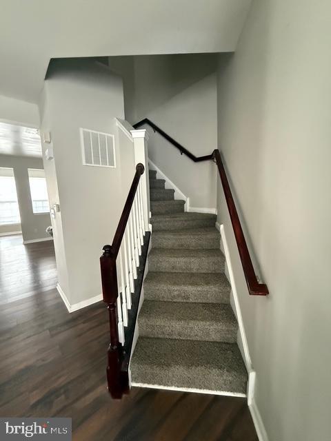Building Photo - 97 Colts Neck Dr