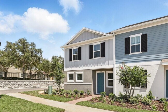 Building Photo - 1432 silver lining way