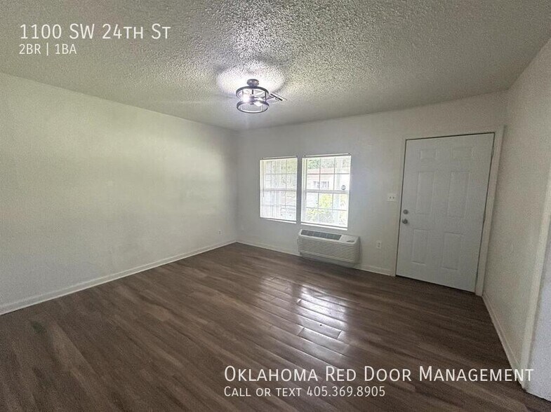 Building Photo - 1100 SW 24th St
