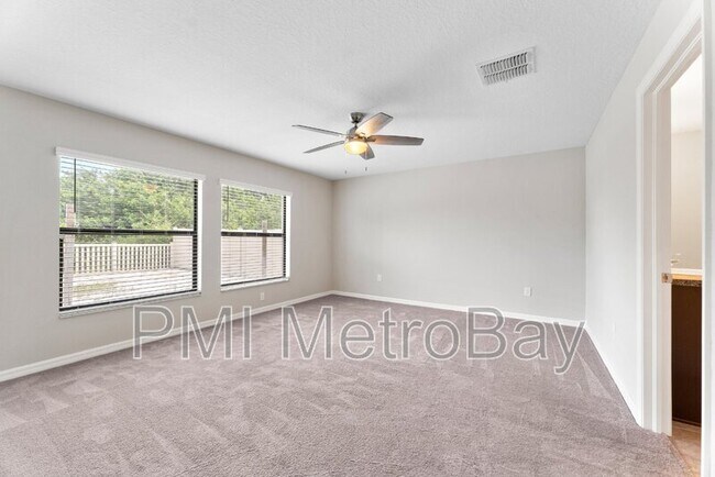 Building Photo - 9703 Sage Creek Dr