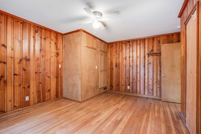 Building Photo - 1469 Clairmont Rd