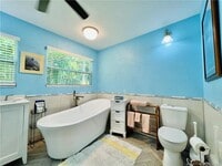 Building Photo - 632 W Weatherbee Rd
