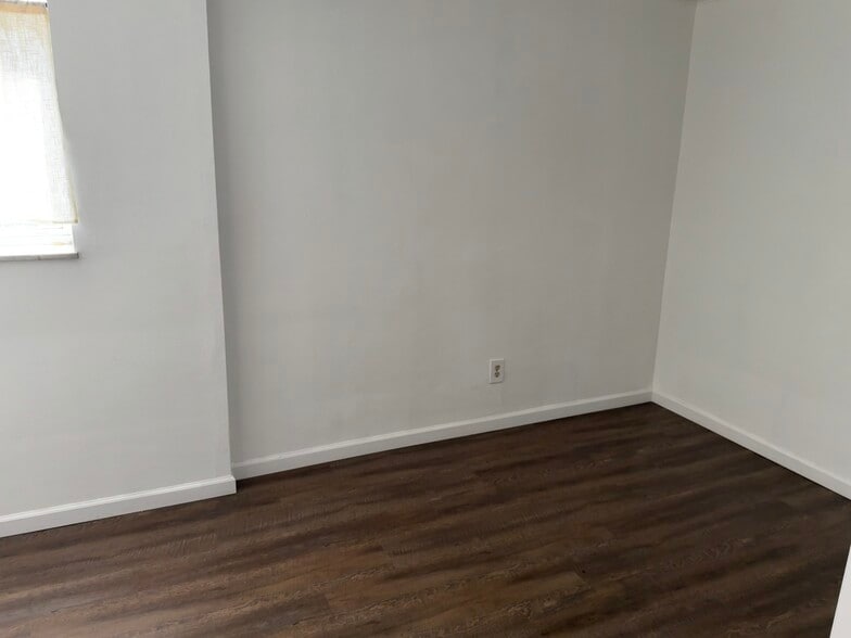 Building Photo - 621 Butler St