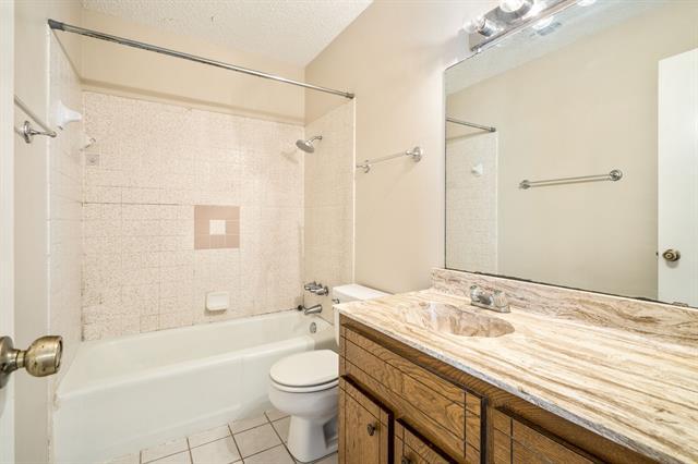 Building Photo - 1108 W Houston St