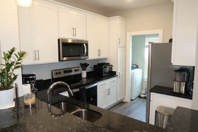 Building Photo - Welcome to Robinson Rowhouses, an exceptional community in the vibrant Old Hickory area!