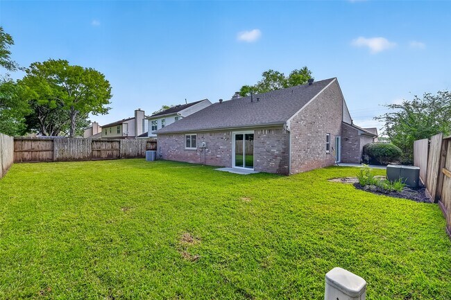 Building Photo - 3238 E Rangecrest Pl