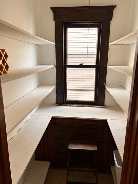 Pantry - 146 Foster St