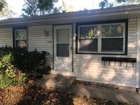 Building Photo - 200 S Grove St